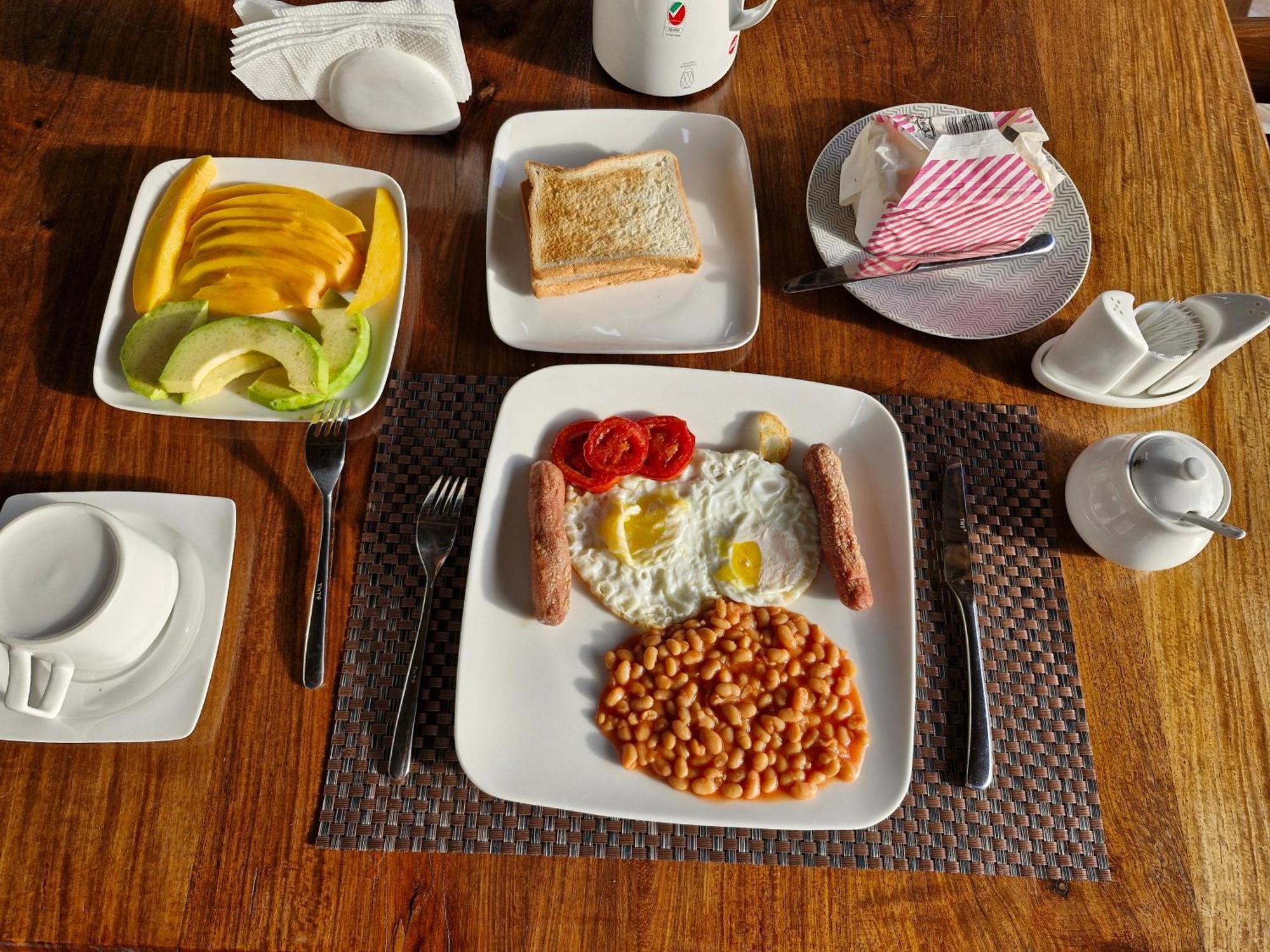 64 Zenj House Luxury Airport B&B Mbweni ภายนอก รูปภาพ