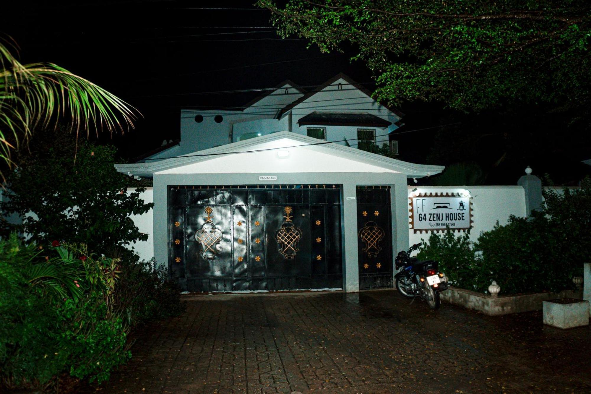 64 Zenj House Luxury Airport B&B Mbweni ภายนอก รูปภาพ